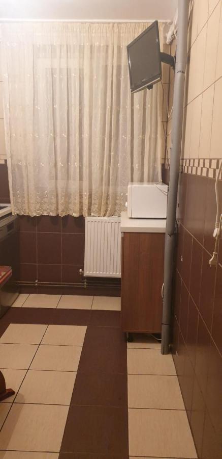 Modern Apartamento Piteşti Exterior foto