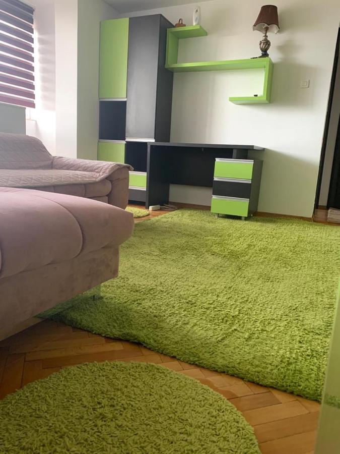 Modern Apartamento Piteşti Exterior foto